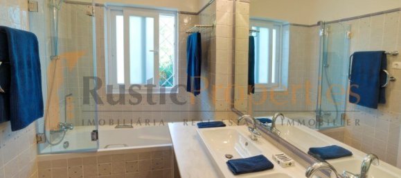 4 bedrooms Villa in Faro, Portugal No. 115537 13