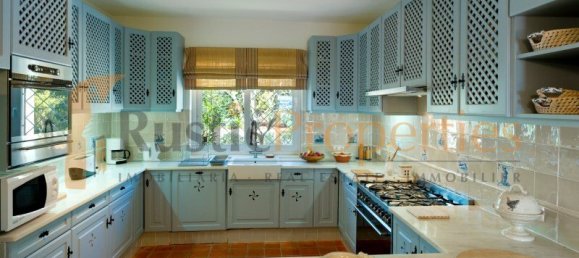 4 bedrooms Villa in Faro, Portugal No. 115537 2