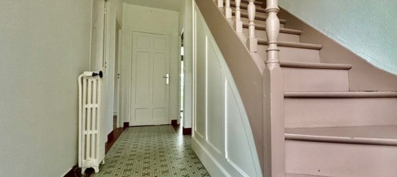 4 bedrooms Villa in Rennes, France No. 192300 4