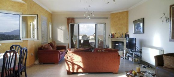 4 dormitorios villa en venta en Corfu, Central Corfu and Diapontian Islands, Corfu, Ionian Islands, Peloponnese, Western Greece and the Ionian, Greece № 47357 9