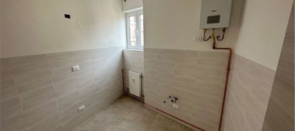 Квартира с 4 комнатами в Комо, Италия № 333695 3