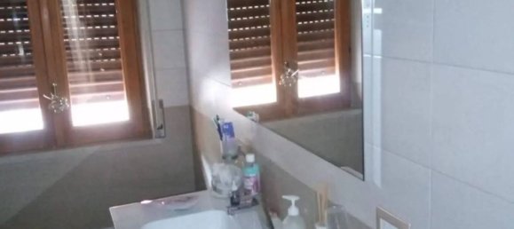 3 rooms Apartment in Reggio Calabria, Italy No. 88494 4