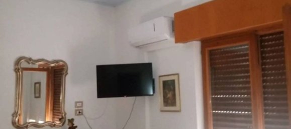 3 rooms Apartment in Reggio Calabria, Italy No. 88494 5