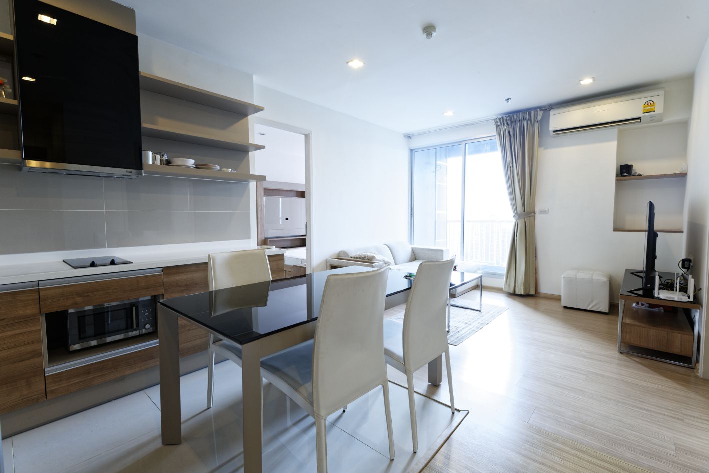 Кондоминиум  с 2 спальнями в Клонг Тоэй, Таиланд № 63775