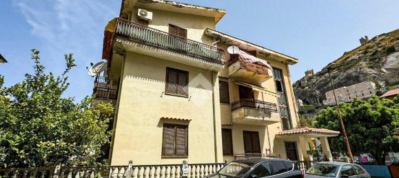 Вилла с 12 комнатами в Амантеа, Италия № 111671 3