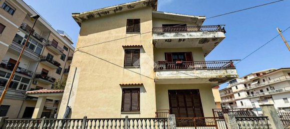 Вилла с 12 комнатами в Амантеа, Италия № 111671 11