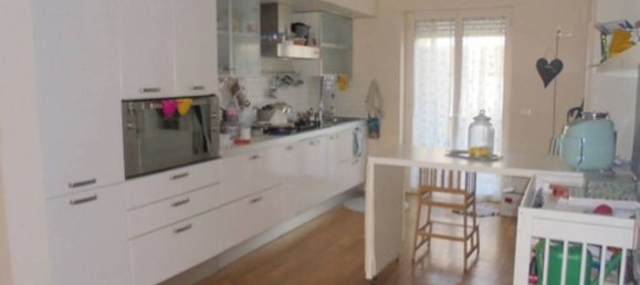 4 rooms Apartment in Penna Sant'Andrea, Italy No. 269326 3