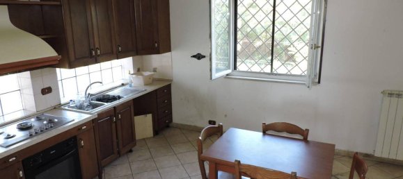 Apartamento de 3 habitaciónes en Sessa Aurunca, Italy No. 71423 2