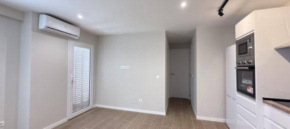 Apartamento de 2 dormitorios en Madrid, Spain No. 166563 4