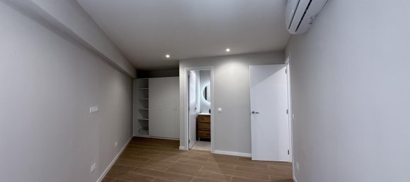 Apartamento de 2 dormitorios en Madrid, Spain No. 166563 9