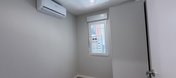 Apartamento de 2 dormitorios en Madrid, Spain No. 166563 11