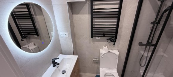 Apartamento de 2 dormitorios en Madrid, Spain No. 166563 6