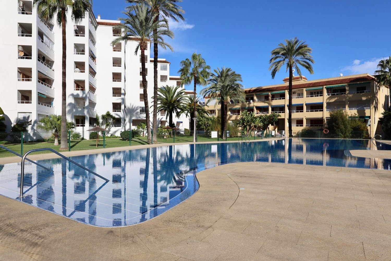 2 bedrooms Apartment in Alicante, Spain No. 66481