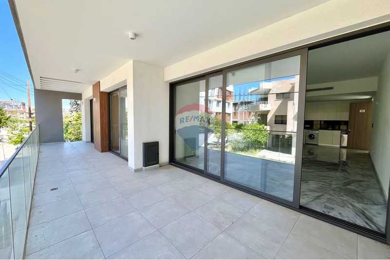 Apartamento de 3 dormitorios en Limassol, Cyprus No. 156049