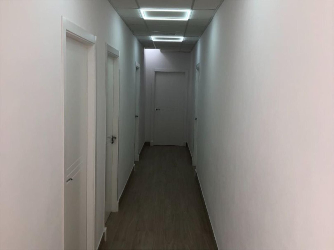  عقار تجاري في Cadiz, Spain 120متر مربع رقم 158383