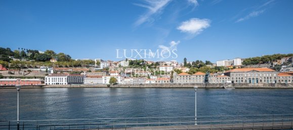 Villa de 2 dormitorios en Vila Nova de Gaia, Portugal No. 83306 2