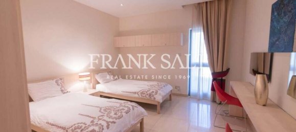 Apartamento de 3 dormitorios en Sliema, Malta No. 8450 11