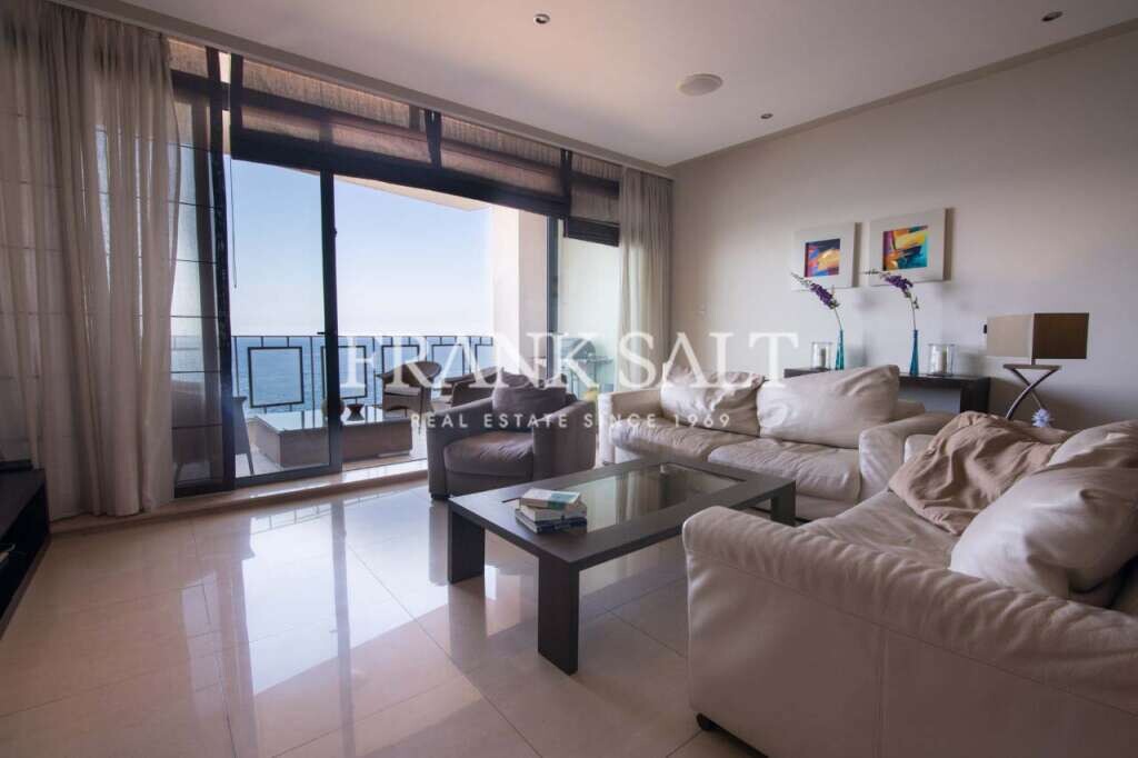 Apartamento de 3 dormitorios en Sliema, Malta No. 8450