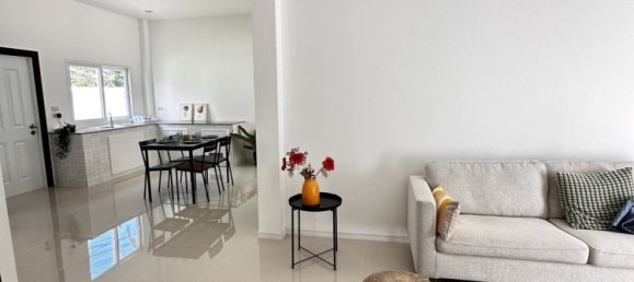 3 dormitorios villa en venta en Pattaya, Chonburi, Eastern Thailand, Thailand № 33576 16