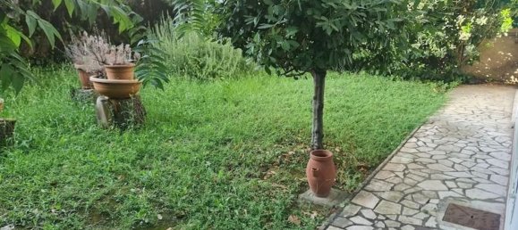 8 rooms Villa in Carrara, Italy No. 155975 26