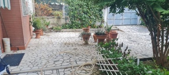 8 rooms Villa in Carrara, Italy No. 155975 27