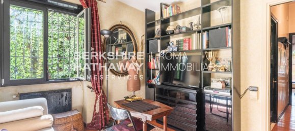 5 bedrooms Apartment in Rome, Italy No. 399171 7