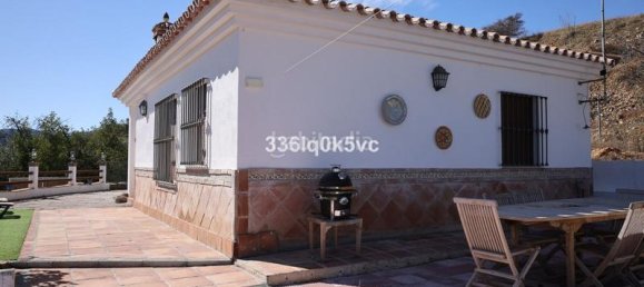 2 bedrooms House in Monda, Spain No. 147379 2