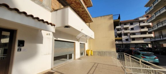 3 rooms Apartment in Reggio Calabria, Italy No. 236508 4