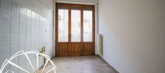 5 bedrooms Apartment in Correggio, Italy No. 168127 13
