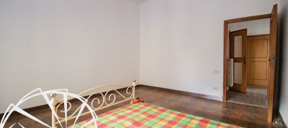 5 bedrooms Apartment in Correggio, Italy No. 168127 12