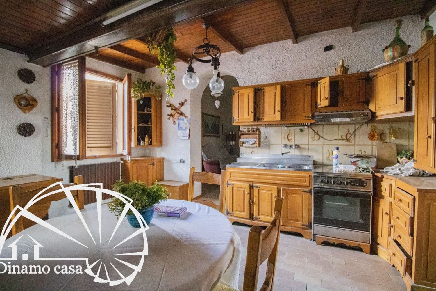 5 bedrooms Apartment in Correggio, Italy No. 168127