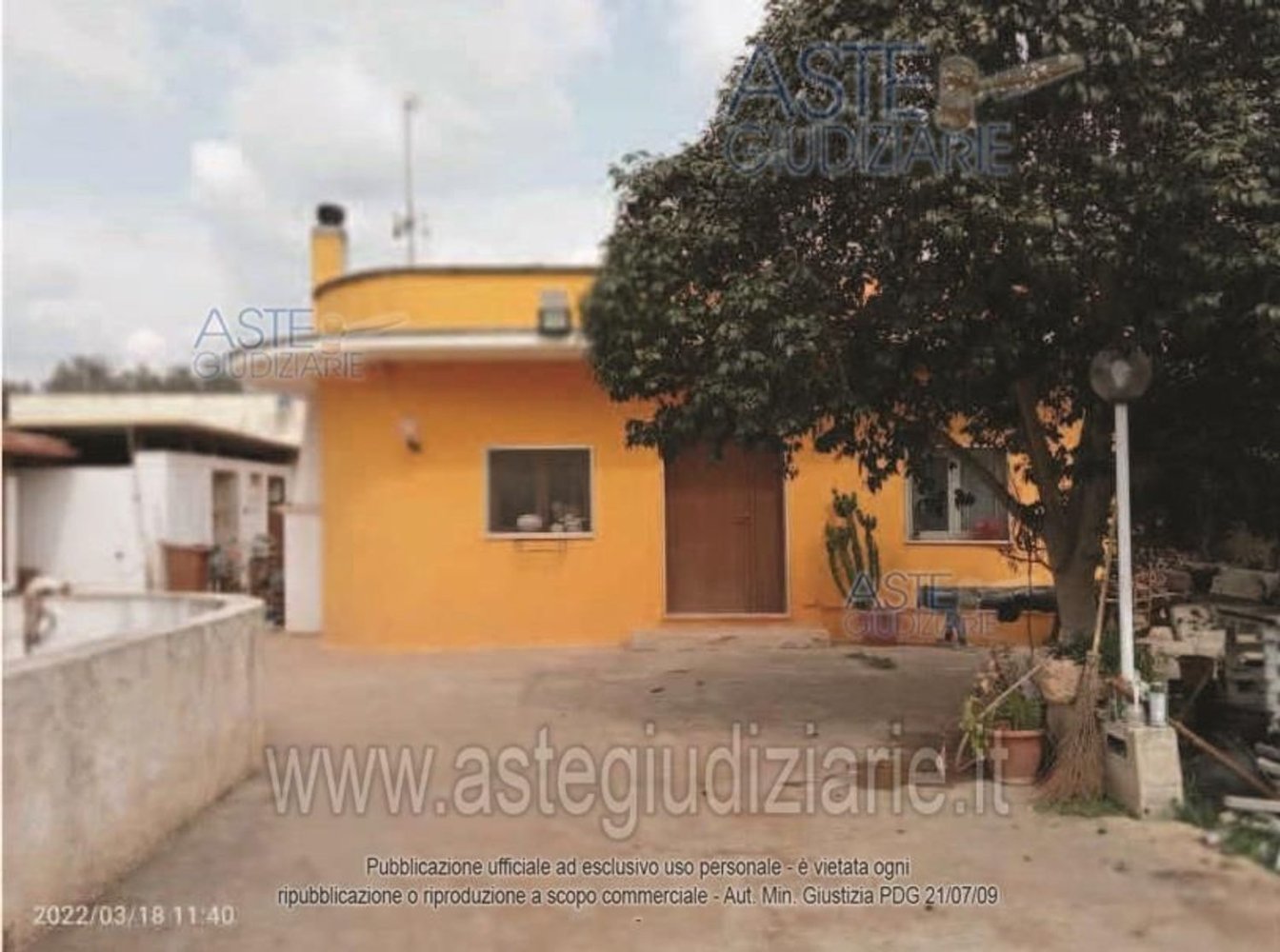 Casa de 5 habitaciónes en Manduria, Italy No. 30836