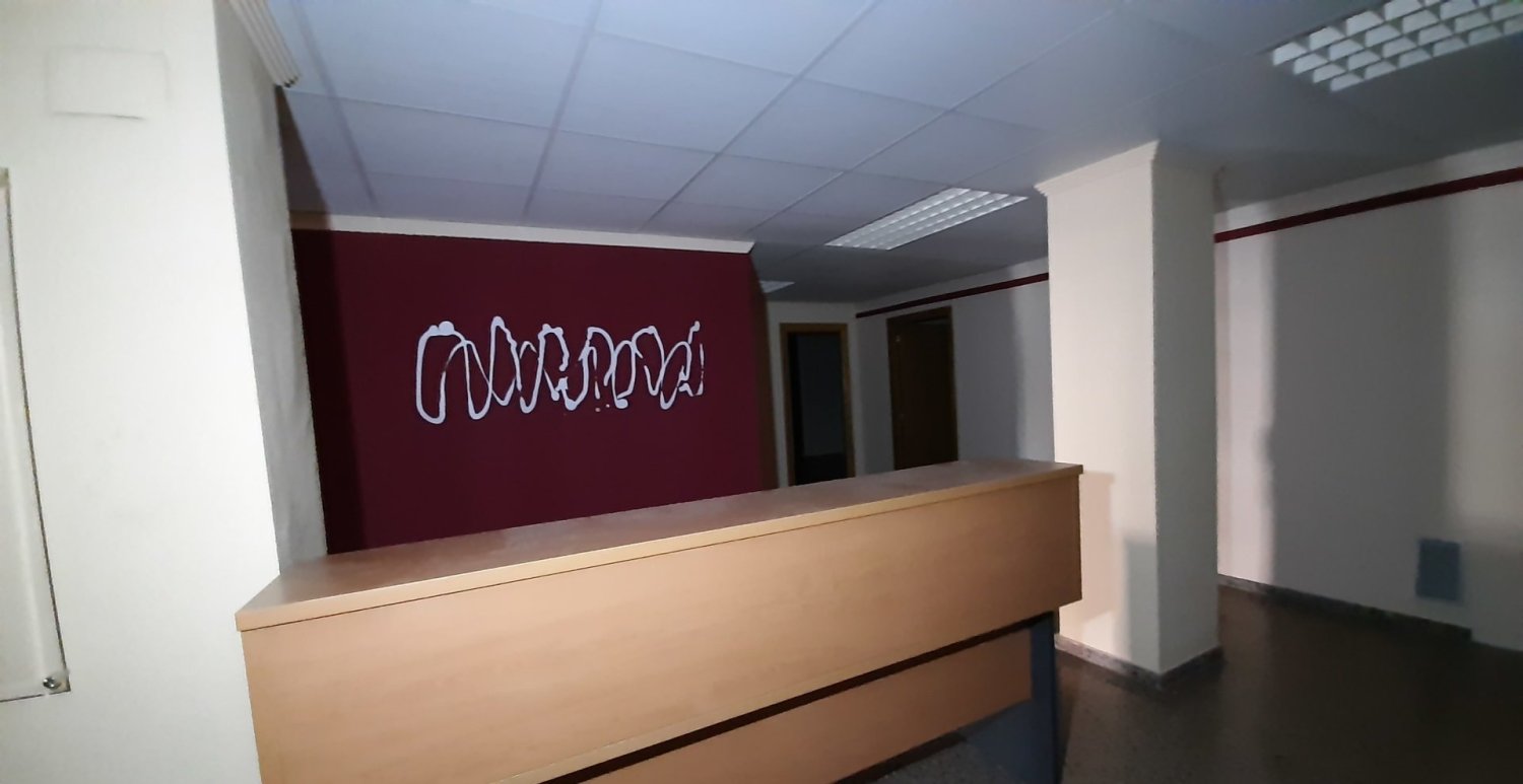 Gewerbliche Immobilie in Ontinyent, Spain 182m², Nr. 144395