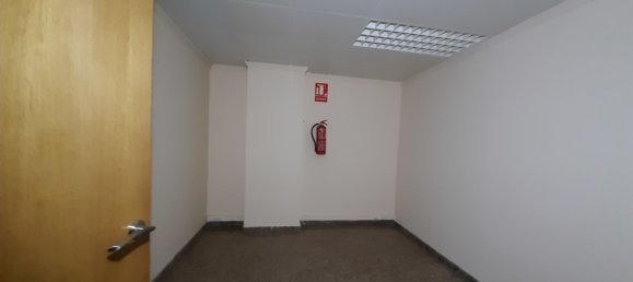 Gewerbliche Immobilie in Ontinyent, Spain 182m², Nr. 144395 14