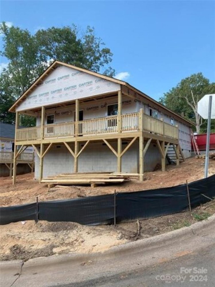 3 bedrooms House in Hickory, USA No. 400941