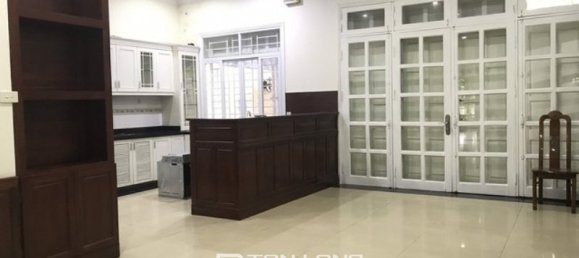 4 bedrooms Villa in Tay Ho, Vietnam No. 992 4