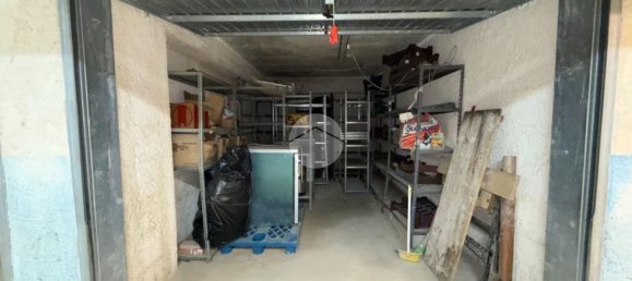 20m² Garage in Rocca di Mezzo, Italy No. 273142 2
