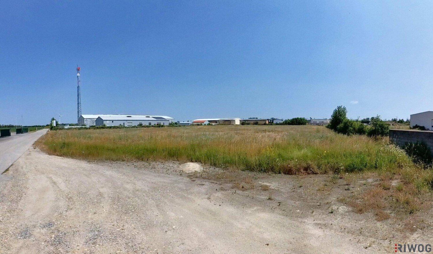 Terreno en Ganserndorf, Austria 12496 m² No. 202431