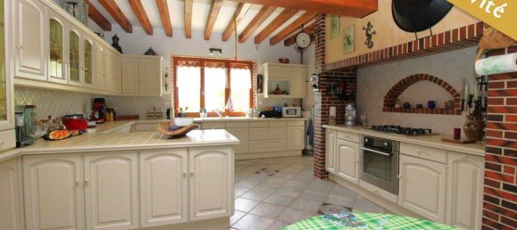 5 Schlafzimmer Schlösser in La Loupe, France, Nr. 152327 2