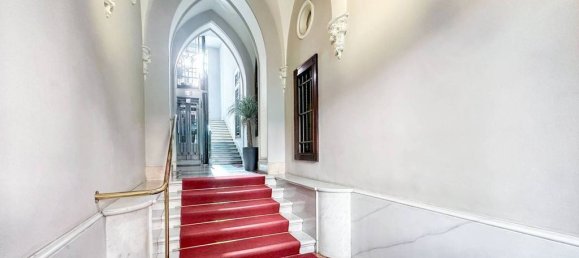 4 Schlafzimmer Wohnung in Turin, Italy, Nr. 43553 5