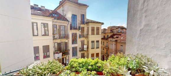 4 Schlafzimmer Wohnung in Turin, Italy, Nr. 43553 2