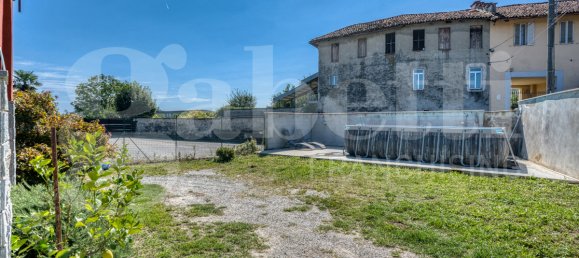 4 bedrooms House in Buriasco, Italy No. 189397 2