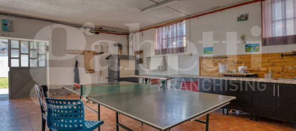 4 bedrooms House in Buriasco, Italy No. 189397 6