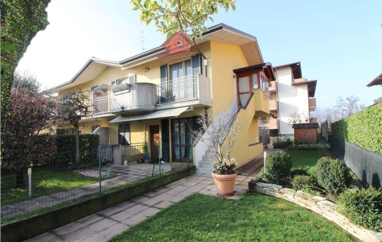 3 rooms Apartment in Dalmine, Italy No. 24372