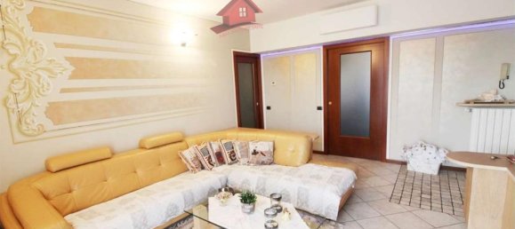 3 rooms Apartment in Dalmine, Italy No. 24372 4