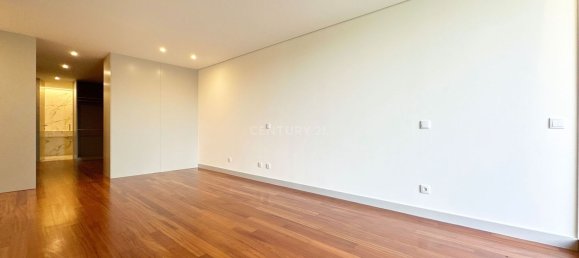 4 bedrooms House in Santo Tirso, Portugal No. 121205 23