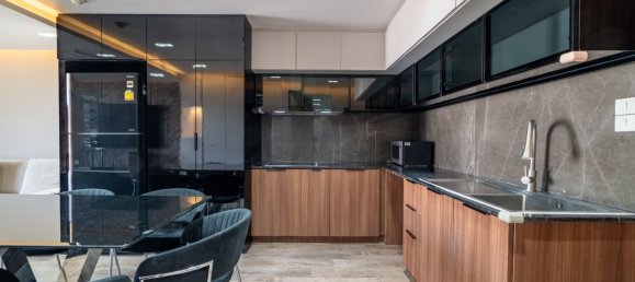 Apartamento com 2 quartos em condomínio em Bang Rak, Thailand N.º 63420 12