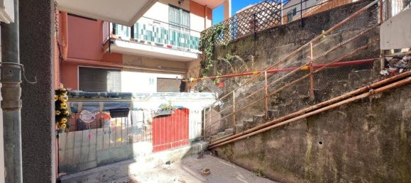 Apartamento de 2 dormitorios en Genoa, Italy No. 349986 18