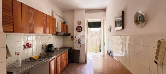 Apartamento de 2 dormitorios en Genoa, Italy No. 349986 9