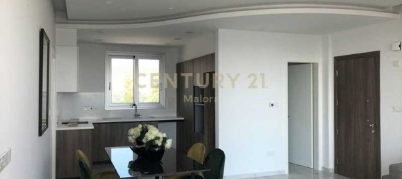 2 bedrooms Apartment in Agios Tychonas, Cyprus No. 8661 3